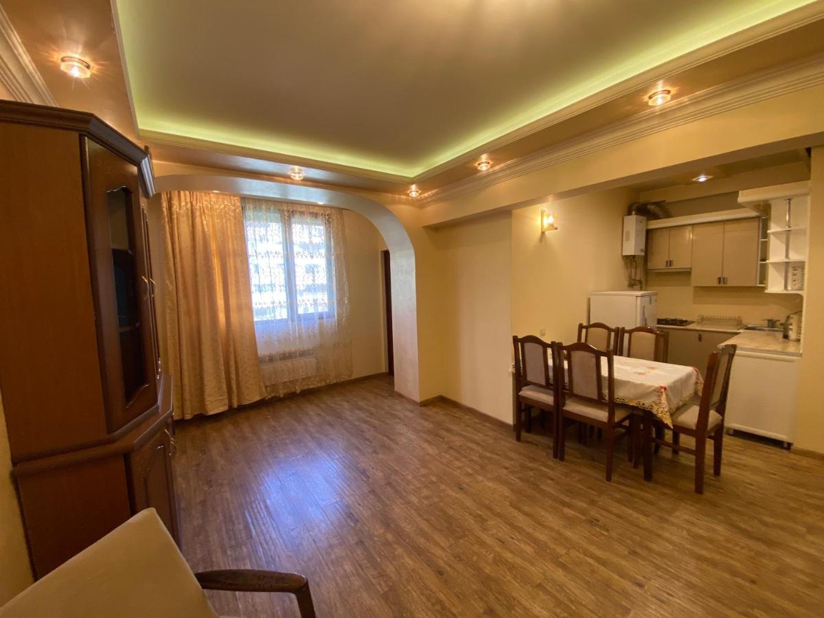Apartment In Centre Evn Yerevan Exterior foto